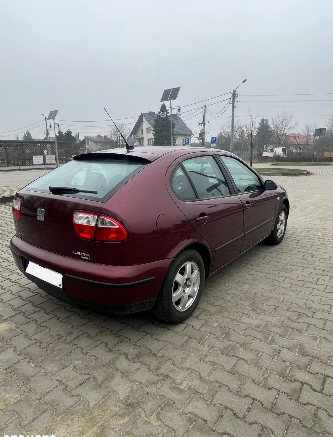 Seat Leon cena 7000 przebieg: 338700, rok produkcji 2003 z Otwock małe 121